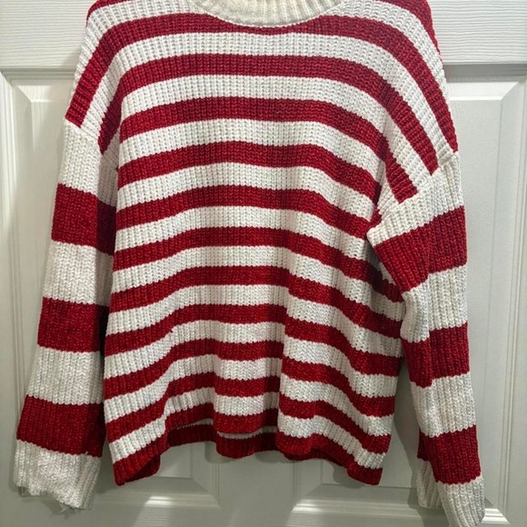 Sweaters - Abela Story Red and White stripe sweater size small